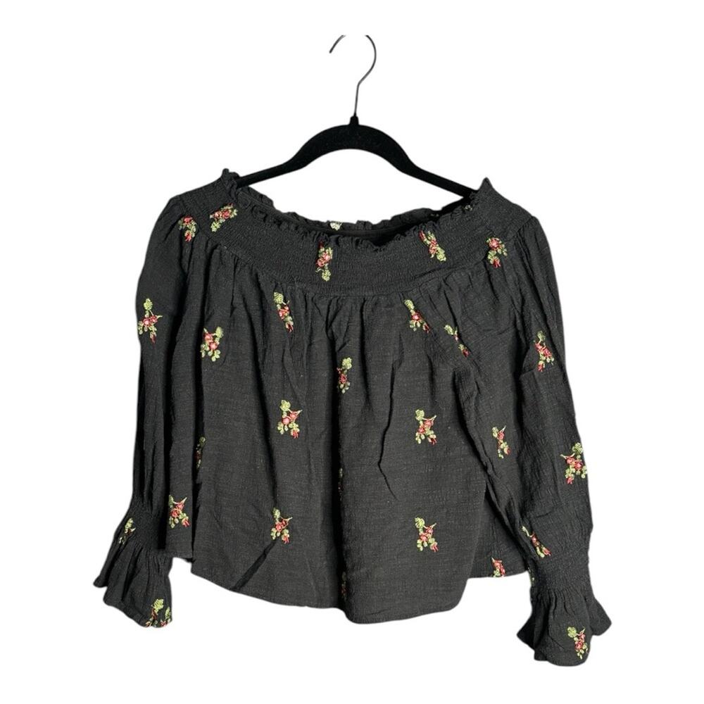 Altar’d State Black Off Shoulder Top With Embroidered Flowers Small